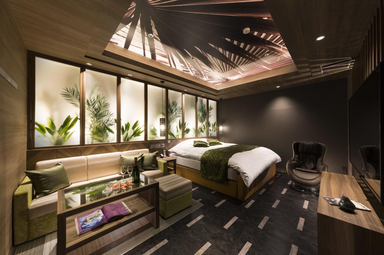 Hotel Plant Garden Resort (Adults Only) Toyokawa Bagian luar foto