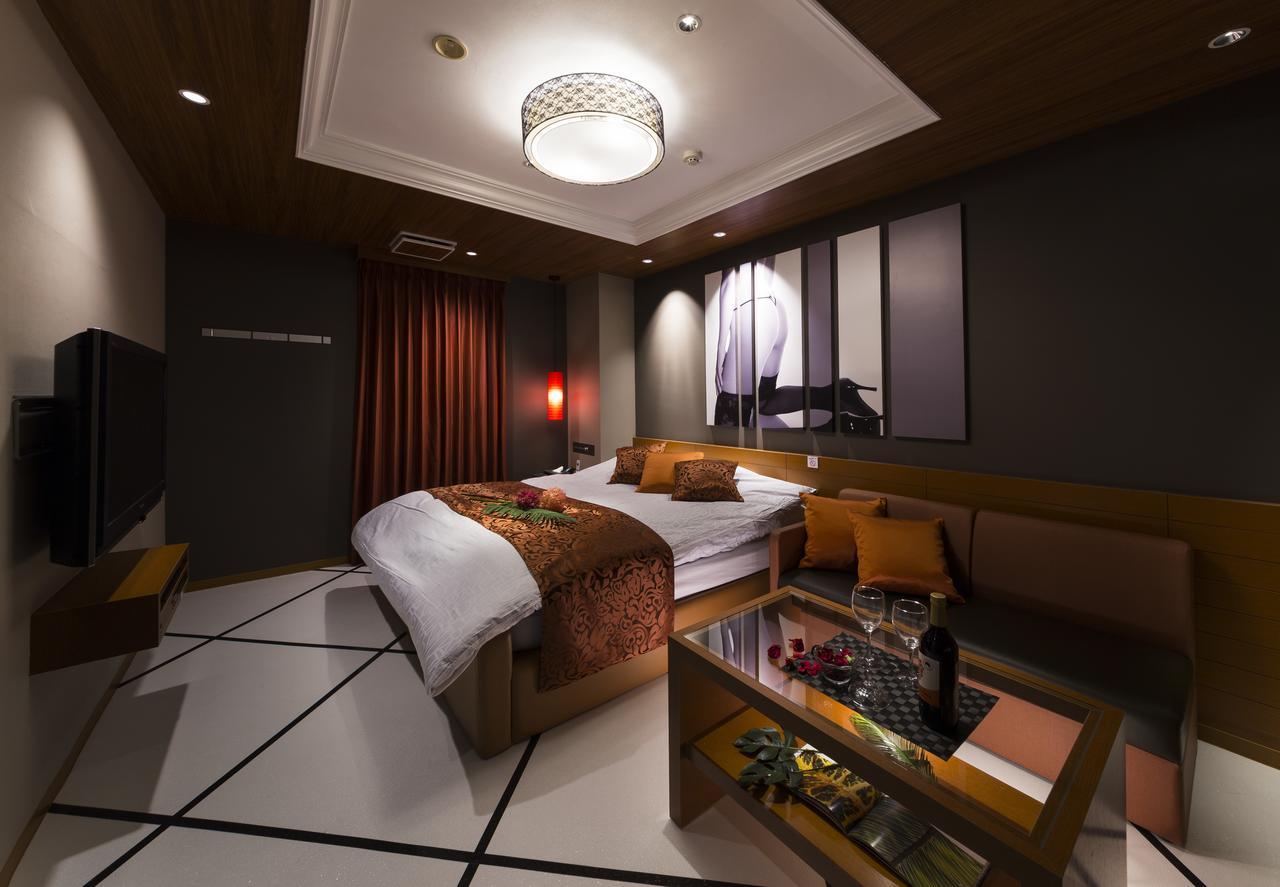 Hotel Plant Garden Resort (Adults Only) Toyokawa Bagian luar foto