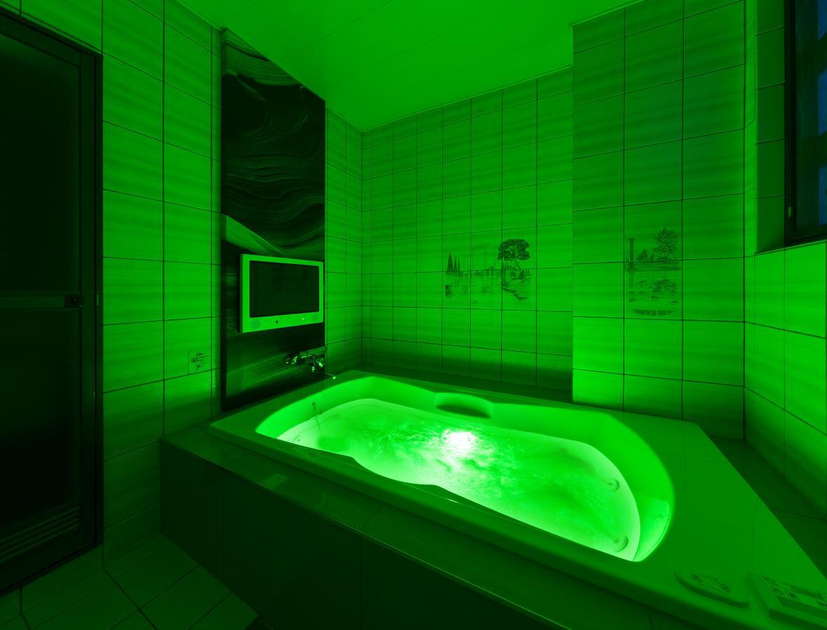 Hotel Plant Garden Resort (Adults Only) Toyokawa Bagian luar foto