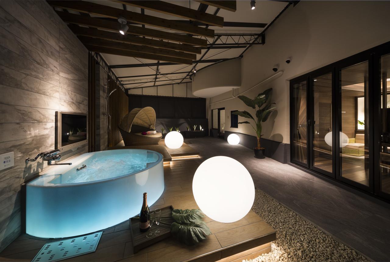 Hotel Plant Garden Resort (Adults Only) Toyokawa Bagian luar foto
