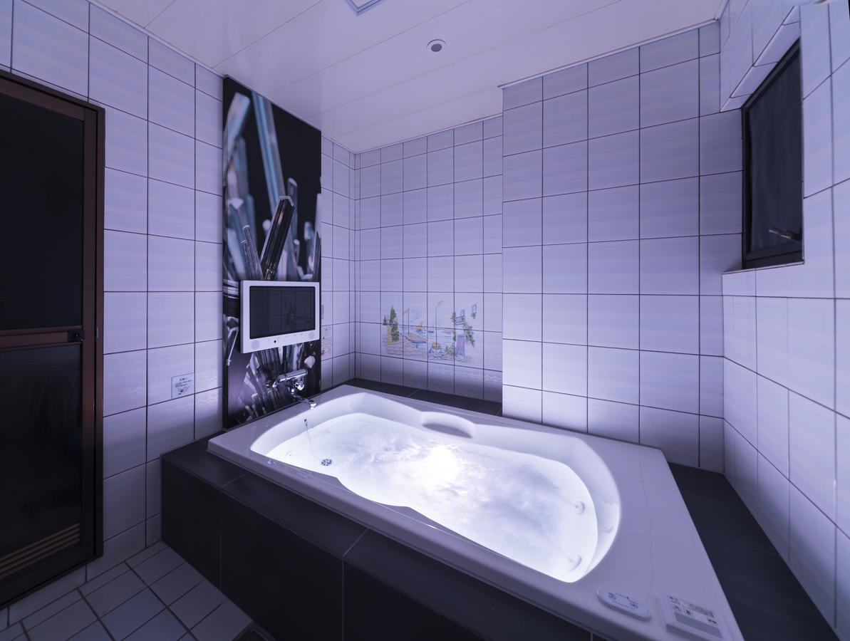 Hotel Plant Garden Resort (Adults Only) Toyokawa Bagian luar foto