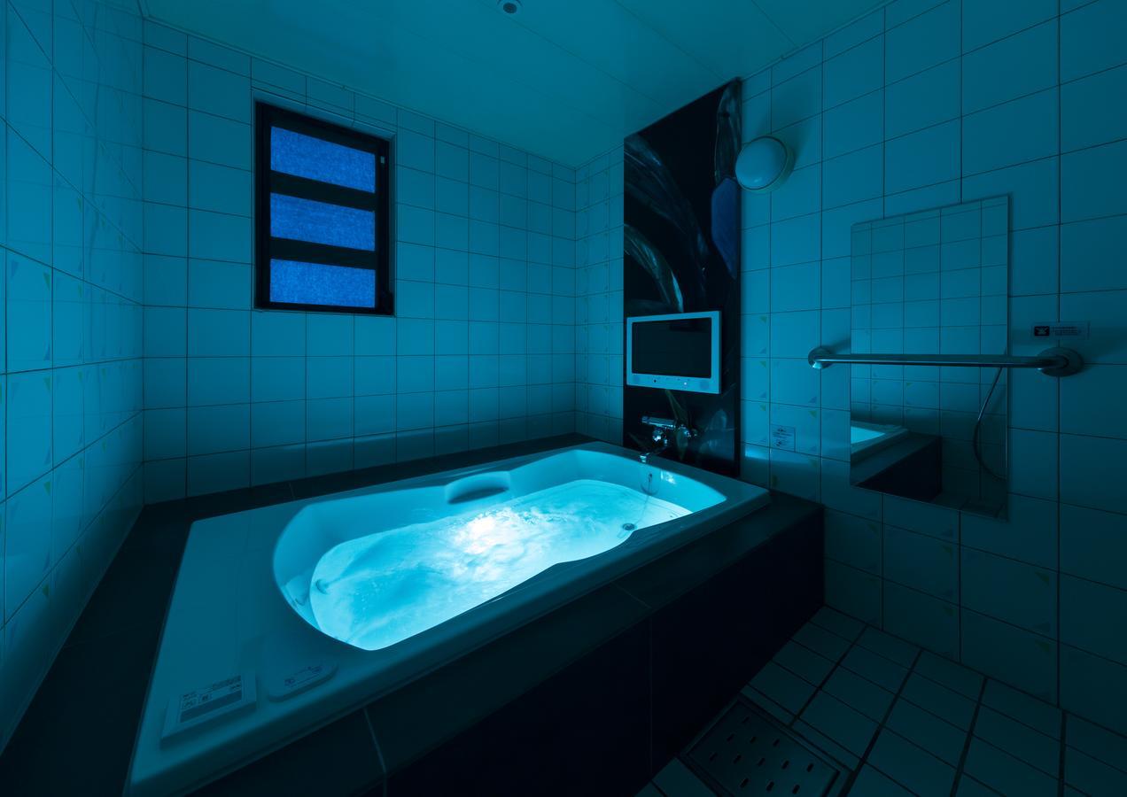 Hotel Plant Garden Resort (Adults Only) Toyokawa Bagian luar foto